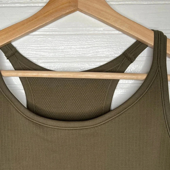 Zella Women's Seamless Racerback Active Tank Top Olive Night Size XL - Picture 3 of 11